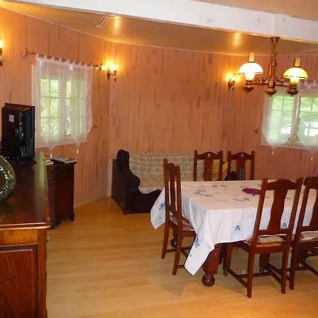 Couette-café Le Moulin D'eysus Et D'hôtes