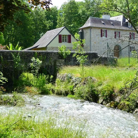 Couette-café Le Moulin D'eysus Et D'hôtes *